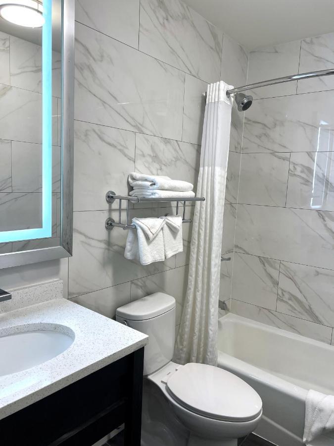Lotus Blu Inn & Suites New York City Exterior photo