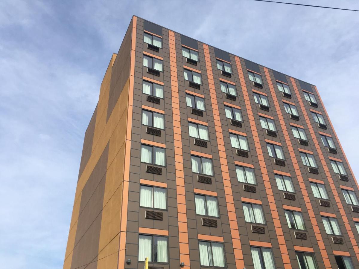 Lotus Blu Inn & Suites New York City Exterior photo